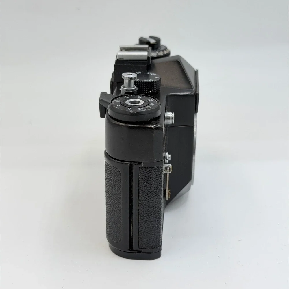 Zenit ET 35mm SLR Film Camera Body Black Soviet USSR M42 Mount Vintage